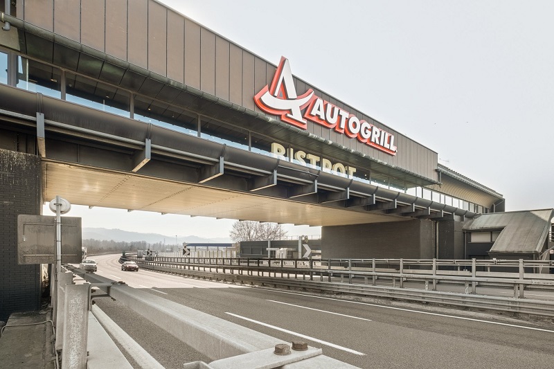 Autogrill firma l'accordo con Dufry, nasce un polo travel retail da 12 miliardi di euro